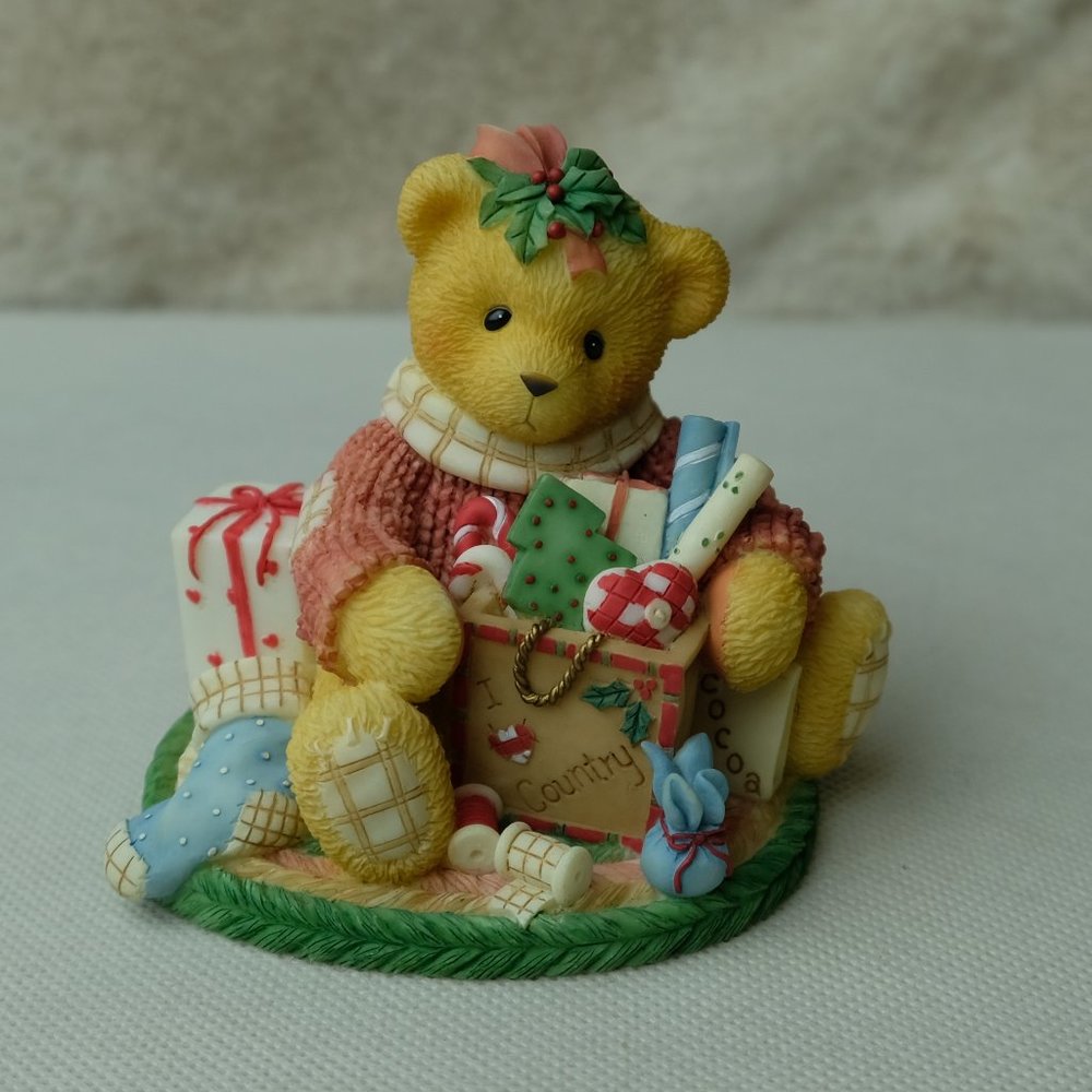 Cherished Teddies Kayla Big Hearts Come in Small Packages Christmas Figurine '99